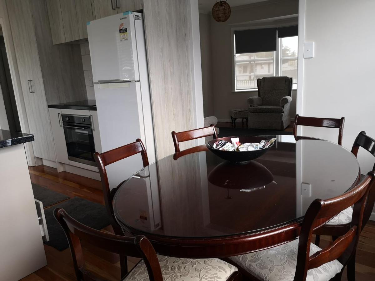 Cheerful 4 Bedroom Holiday Home Роторуа Экстерьер фото