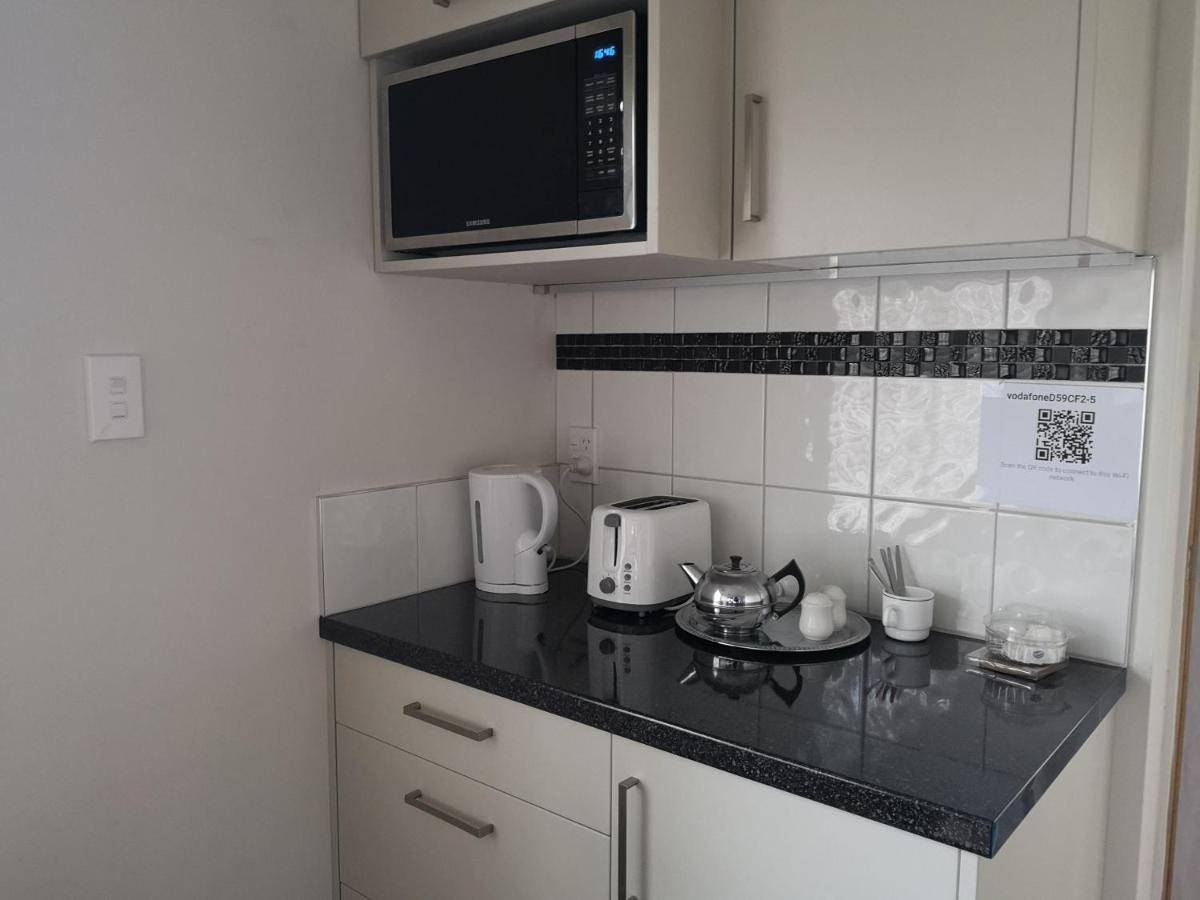 Cheerful 4 Bedroom Holiday Home Роторуа Экстерьер фото