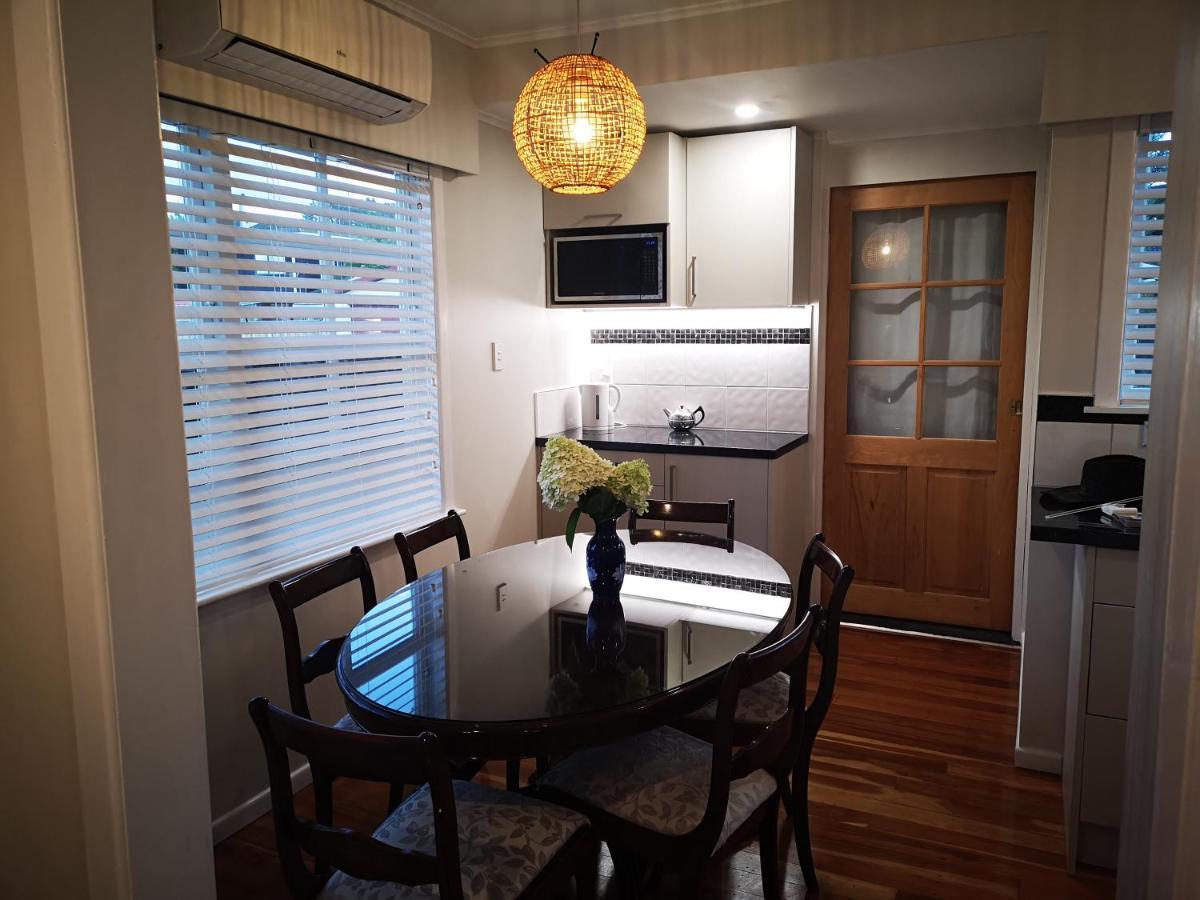 Cheerful 4 Bedroom Holiday Home Роторуа Экстерьер фото
