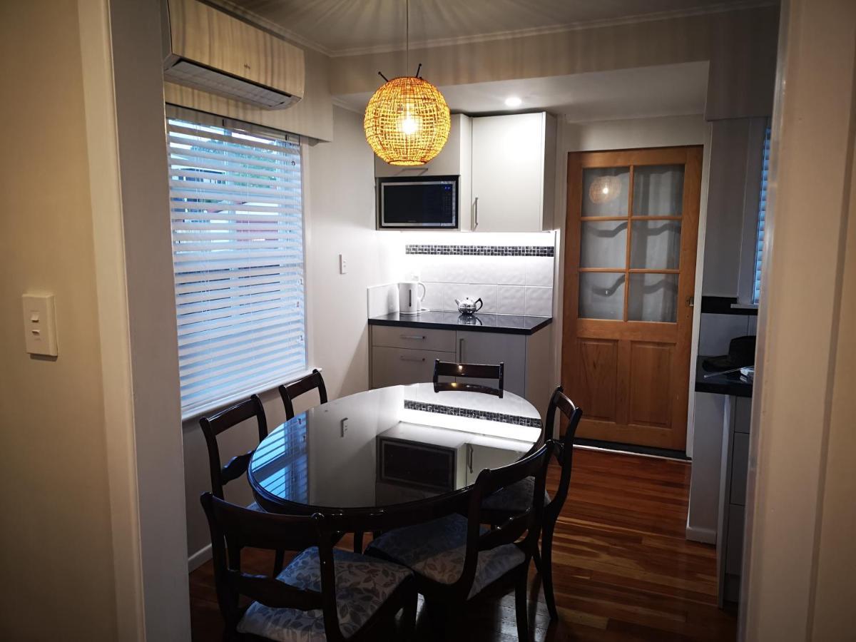 Cheerful 4 Bedroom Holiday Home Роторуа Экстерьер фото